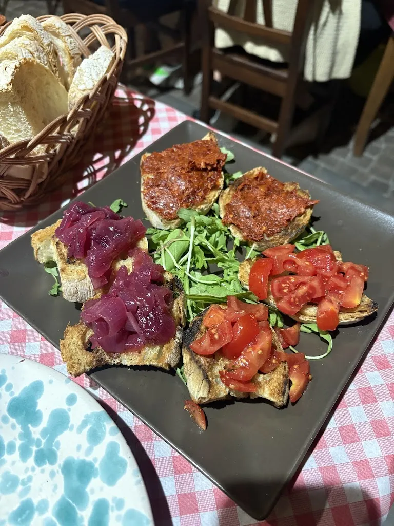 Simone Roma_Trattoria Tutti 'Ccà_Feroleto Antico_review