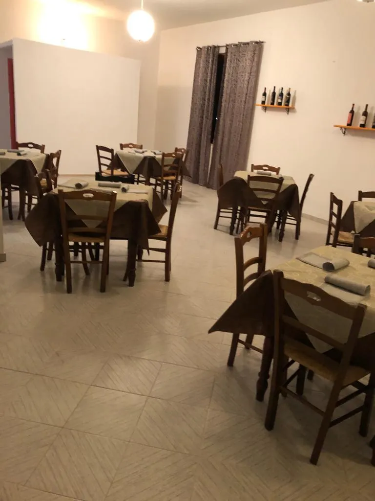 Ristorante Pizzeria Arangia di Gallo Silvio_Feroleto Antico_slider_image_1