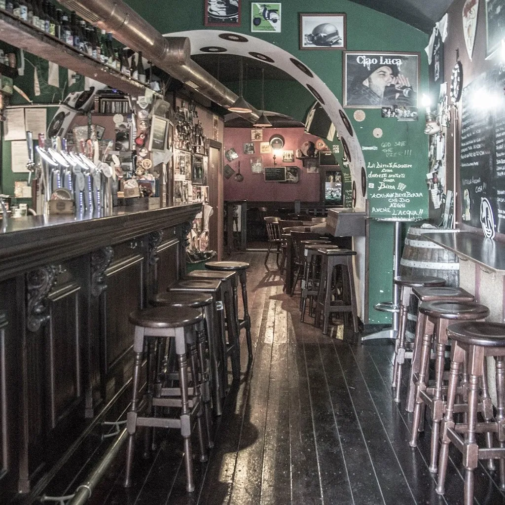 Il Santo Bevitore restaurant in Feroleto Antico