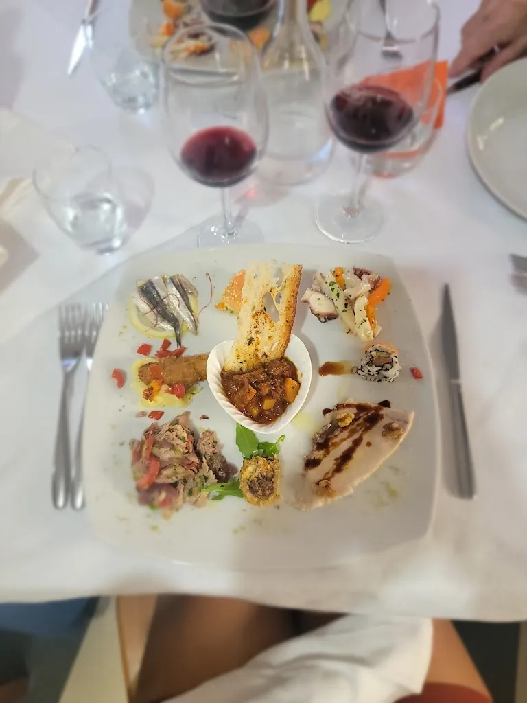 Kayla_Gli OstiNati_Fiumefreddo Bruzio_review