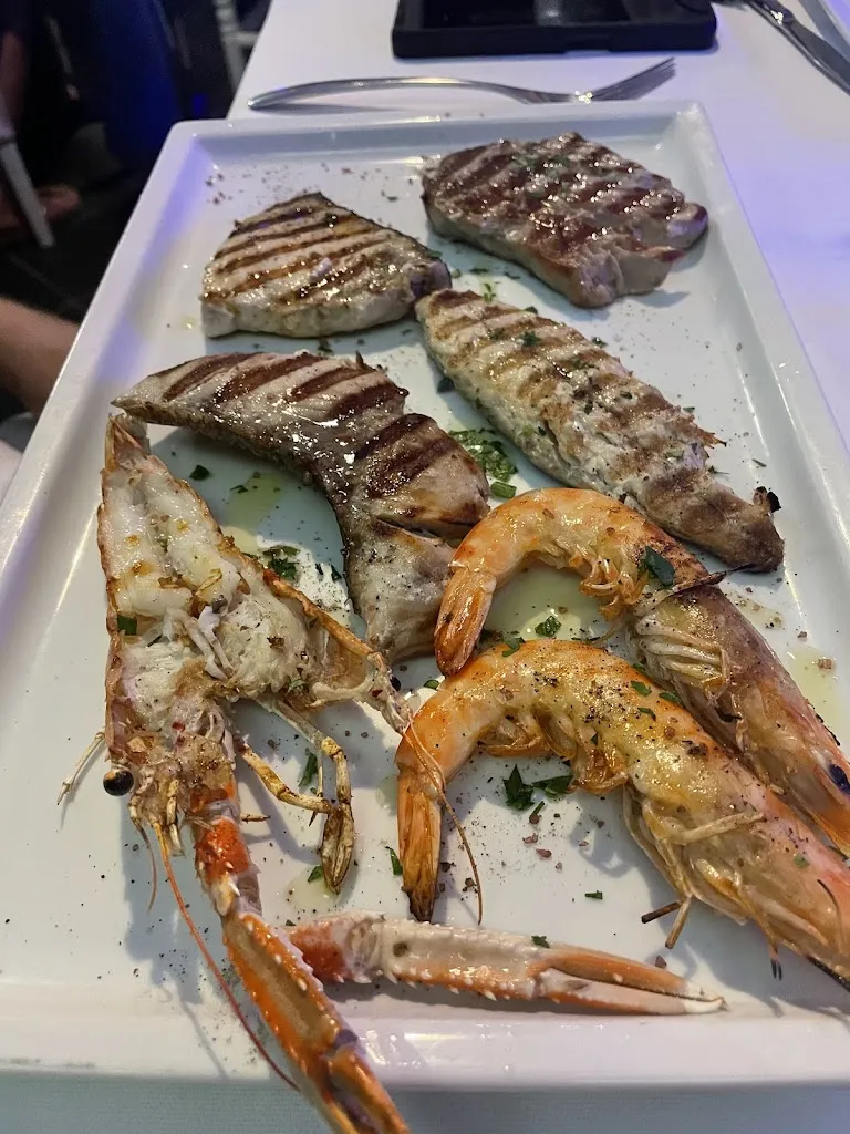 Victoria gisel Gonzalez_Gli OstiNati_Fiumefreddo Bruzio_review