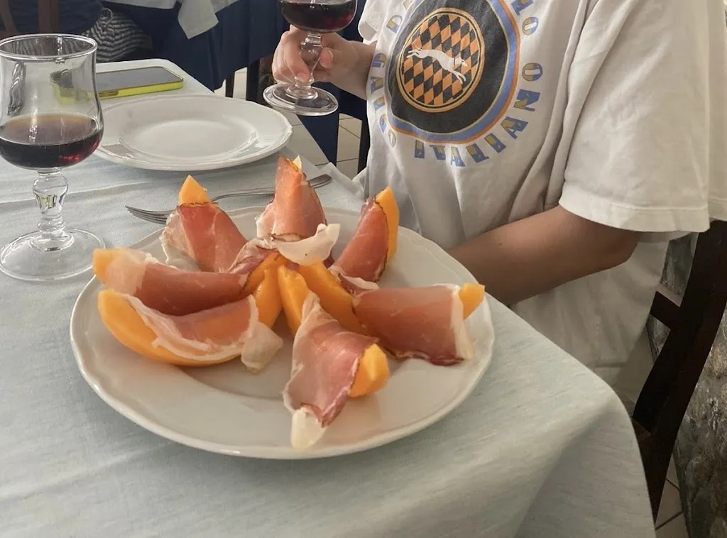 Mieke Voges_L'approdo_Fiumefreddo Bruzio_review