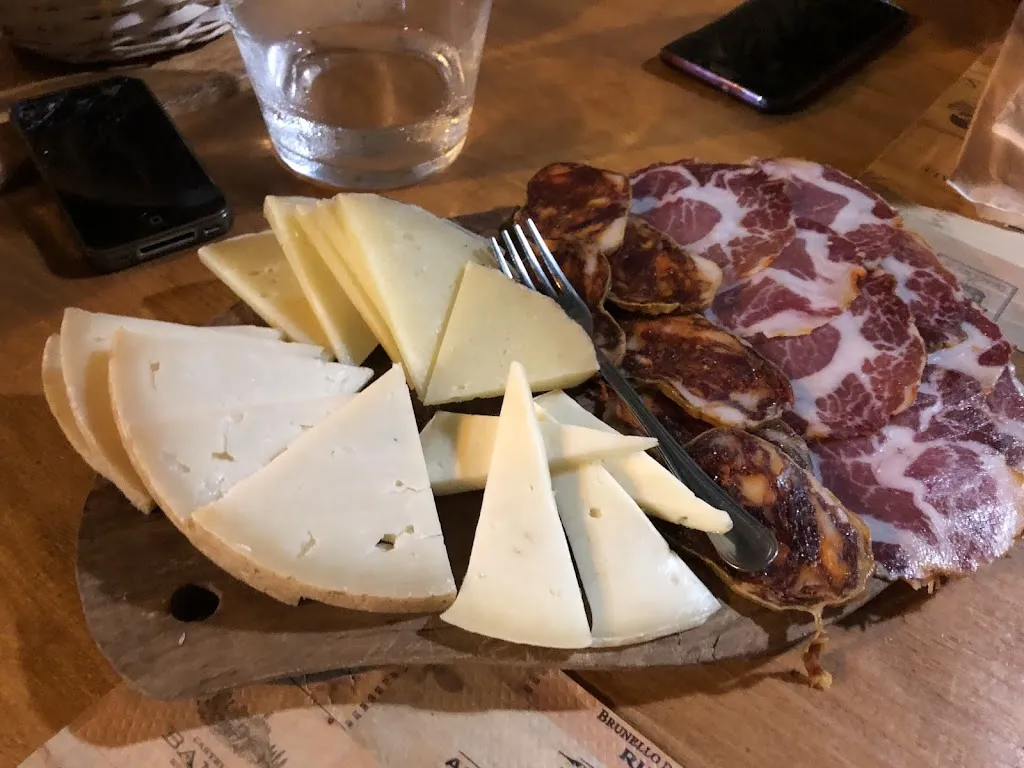 Daniele Sicilia_apiazzetta_Fiumefreddo Bruzio_review