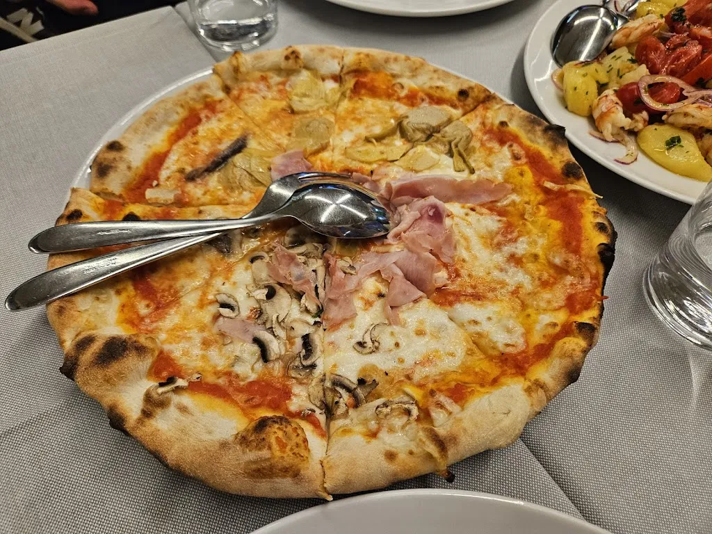N T_Pizzeria Porto Rotondo cortina_Cortino_review