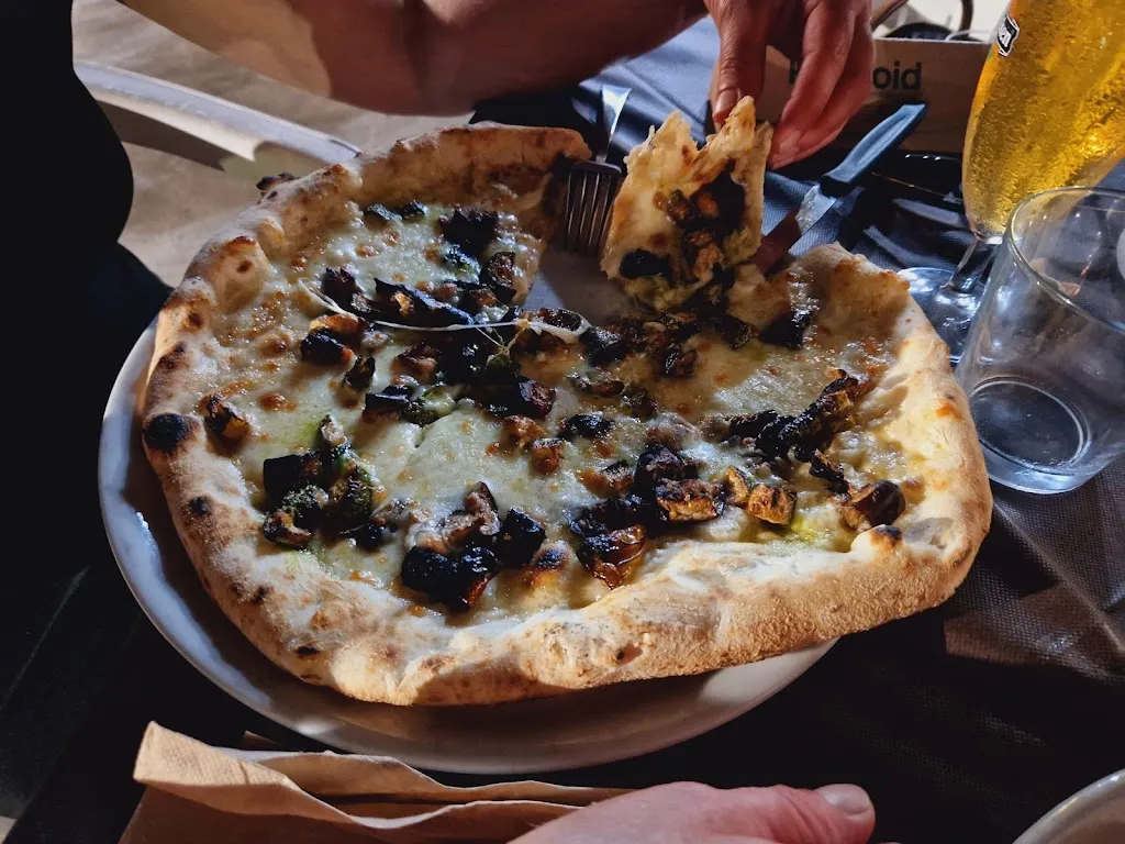 Fiumara - Ristorante - Pizzeria - Garden Bar_Fiumara_slider_image_3