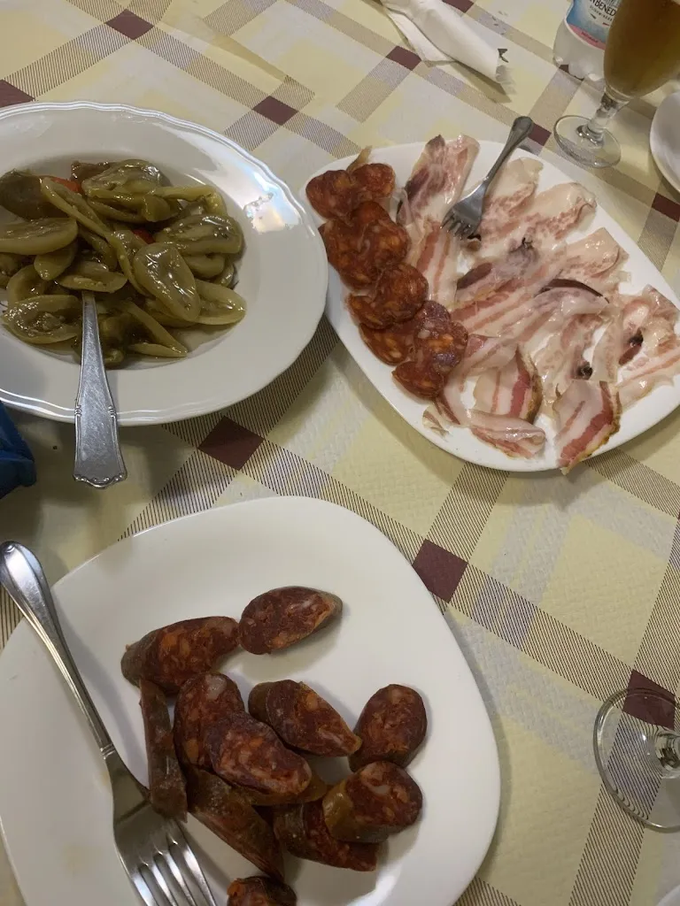 Paola Emanuela_Bar Ristorante Pizzeria The Official_Fossato Serralta_review