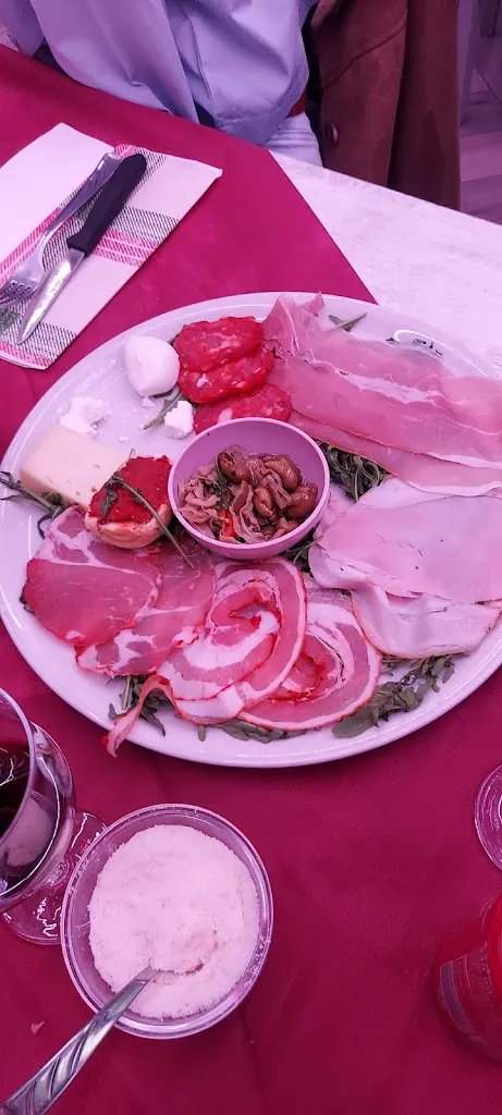 domenica ioppolo_Bar Trattoria Rosticceria Pizzeria Del Corso_Francica_review