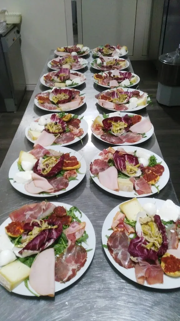 Bar Trattoria Rosticceria Pizzeria Del Corso_Francica_slider_image_2