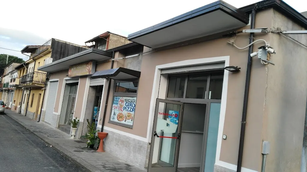 Bar Trattoria Rosticceria Pizzeria Del Corso_Francica_slider_image_3