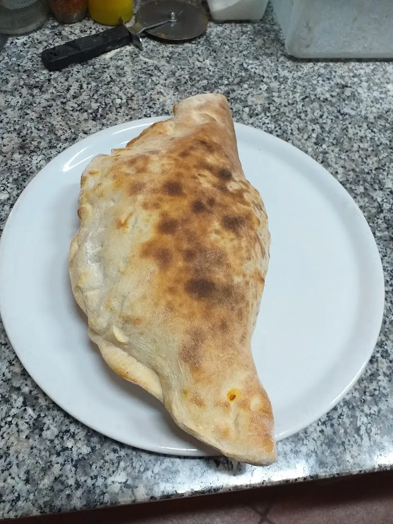 Pizzeria Ristorante Galatos di Smeraldi Vincenzo...Amstel beer restaurant in Gagliato