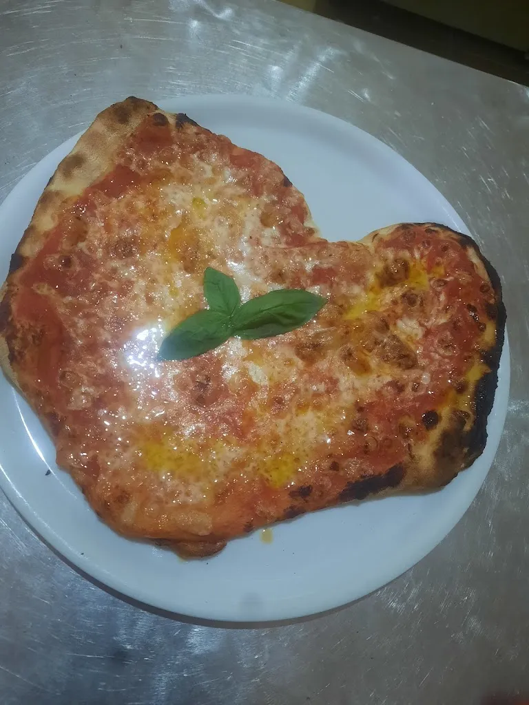 Loco pizzeria_Galatro_slider_image_3