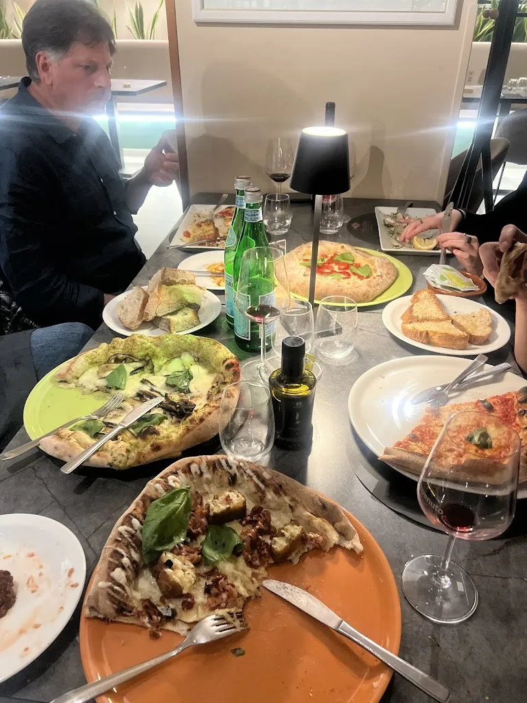 Bud Thomas_IL PESCATORE Ristorante Pizzeria B&b_Gasperina_recensione