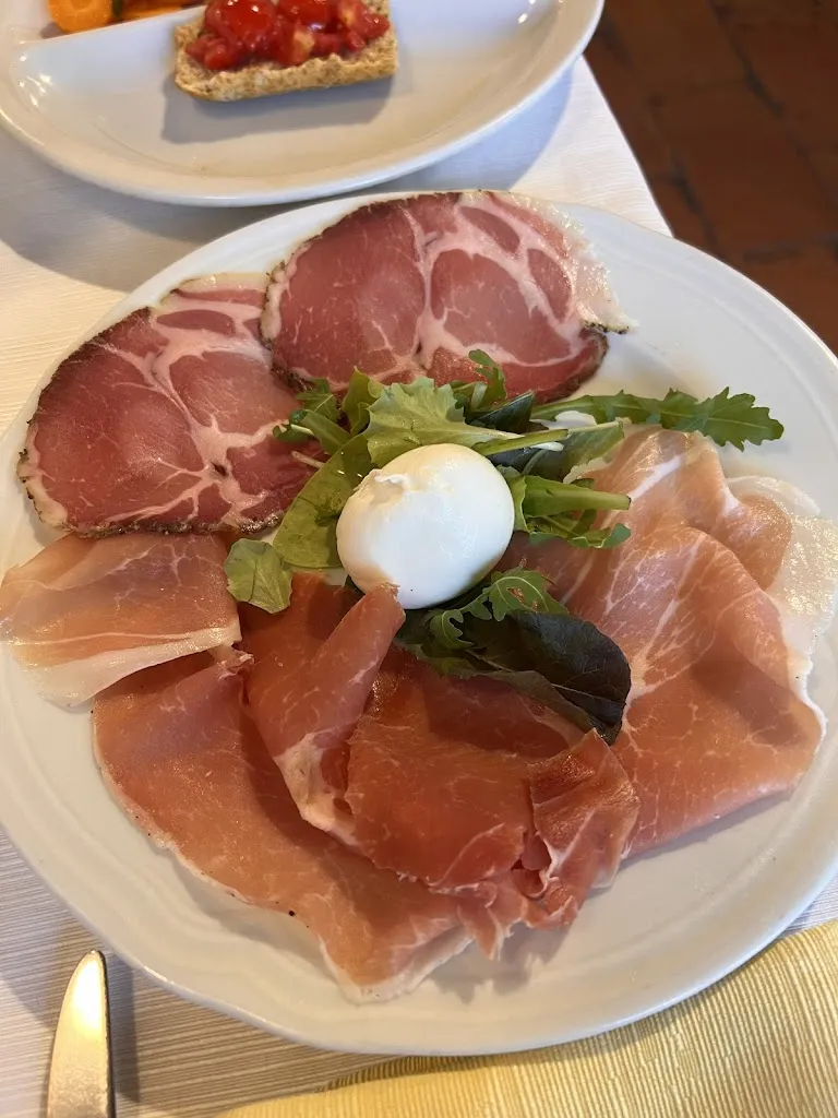 C B_La Taverna di Baffone_Giffone_review