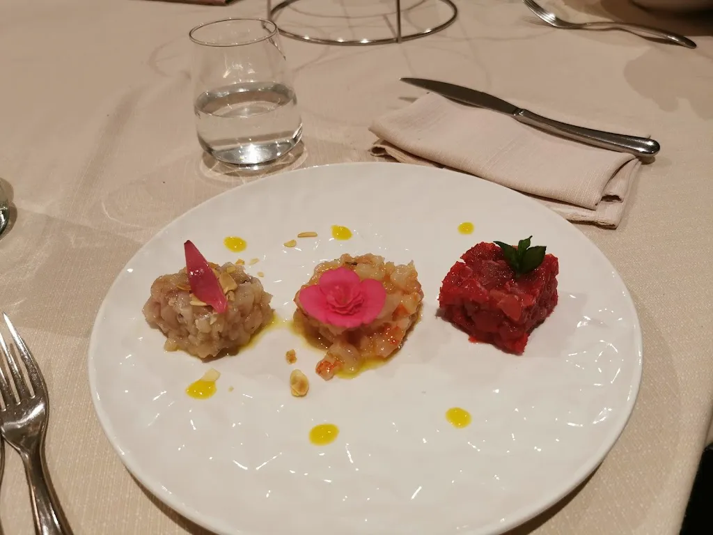 Martina Aresu_Castello Degli Dei_Giffone_review