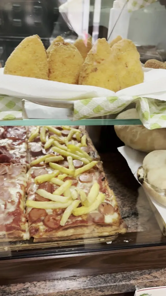 Bar Pizzeria “Spiffi” restaurant in Giffone