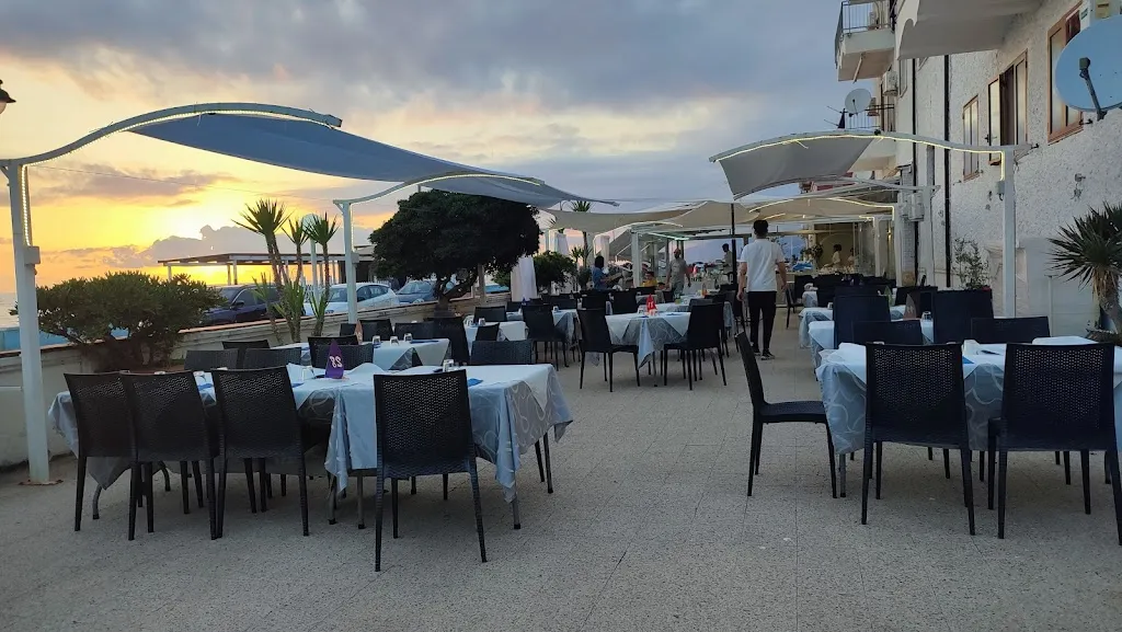 Ristorante PIZZERIA MOLO 10 restaurant in Fuscaldo