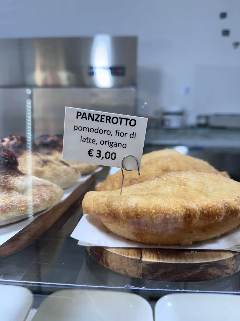 Leo Ramos_PizzaQuadra_Fuscaldo_review