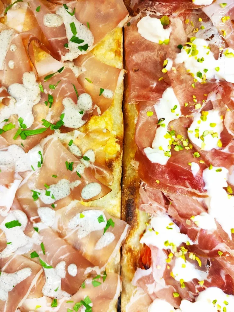 PizzaQuadra_Fuscaldo_slider_image_3