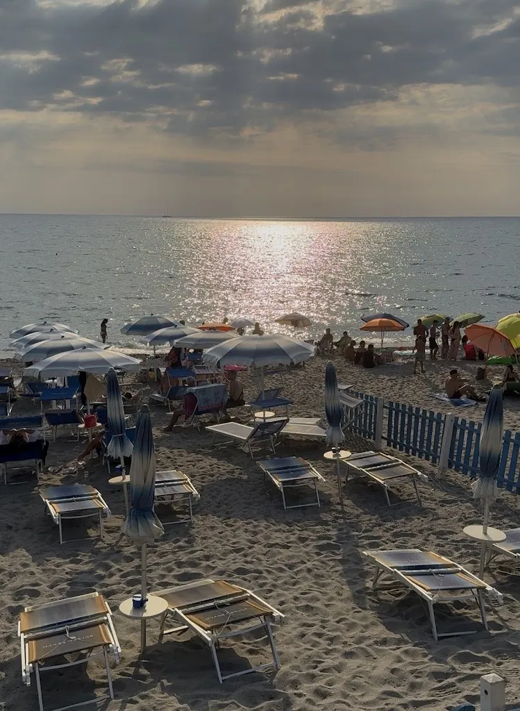 Lido Solero Beach_Fuscaldo_slider_image_3