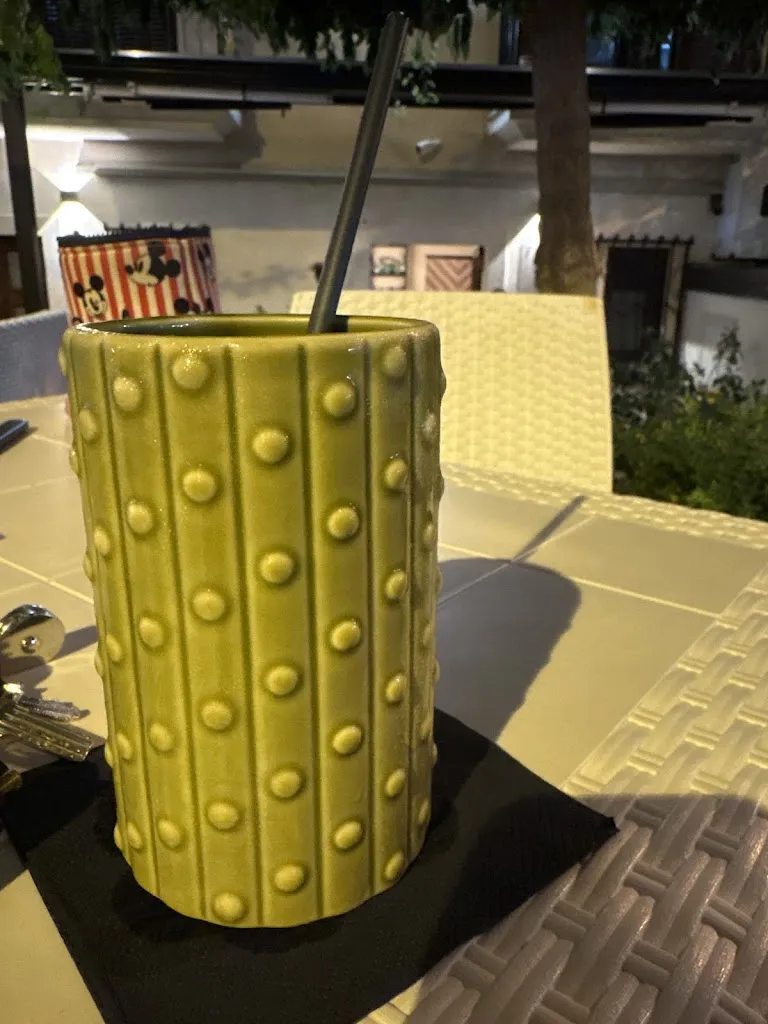 Salvatore Galluzzo_Monkey Cocktail bar_Fuscaldo_review