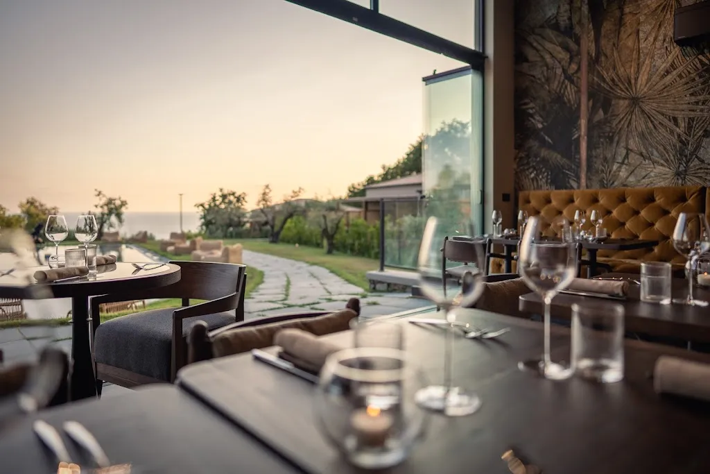 Hang Loose Bistrot - Restaurant Lounge restaurant in Gizzeria