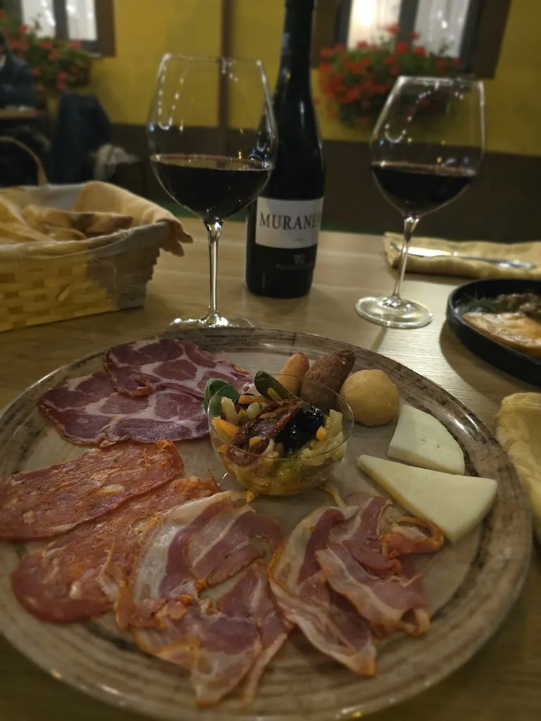 Il Falco d’oro_Girifalco_slider_image_3