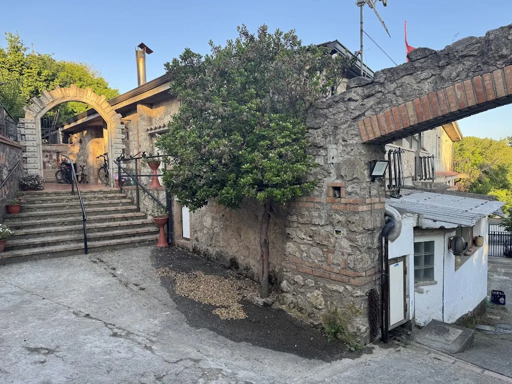 Fabrizio Scogliesi_B&B Santa Caterina griglieria pizzeria ristopub_Girifalco_recensione