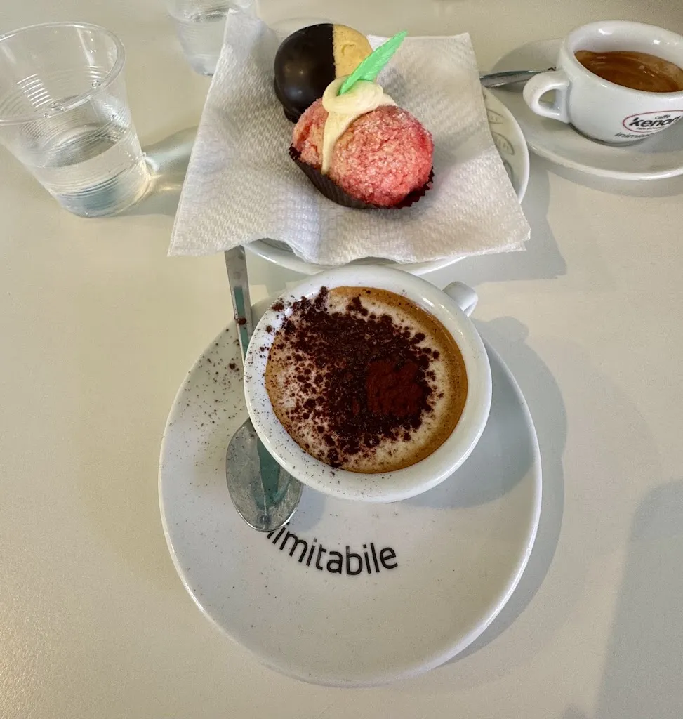 Kaleido Cafè_Girifalco_slider_image_3