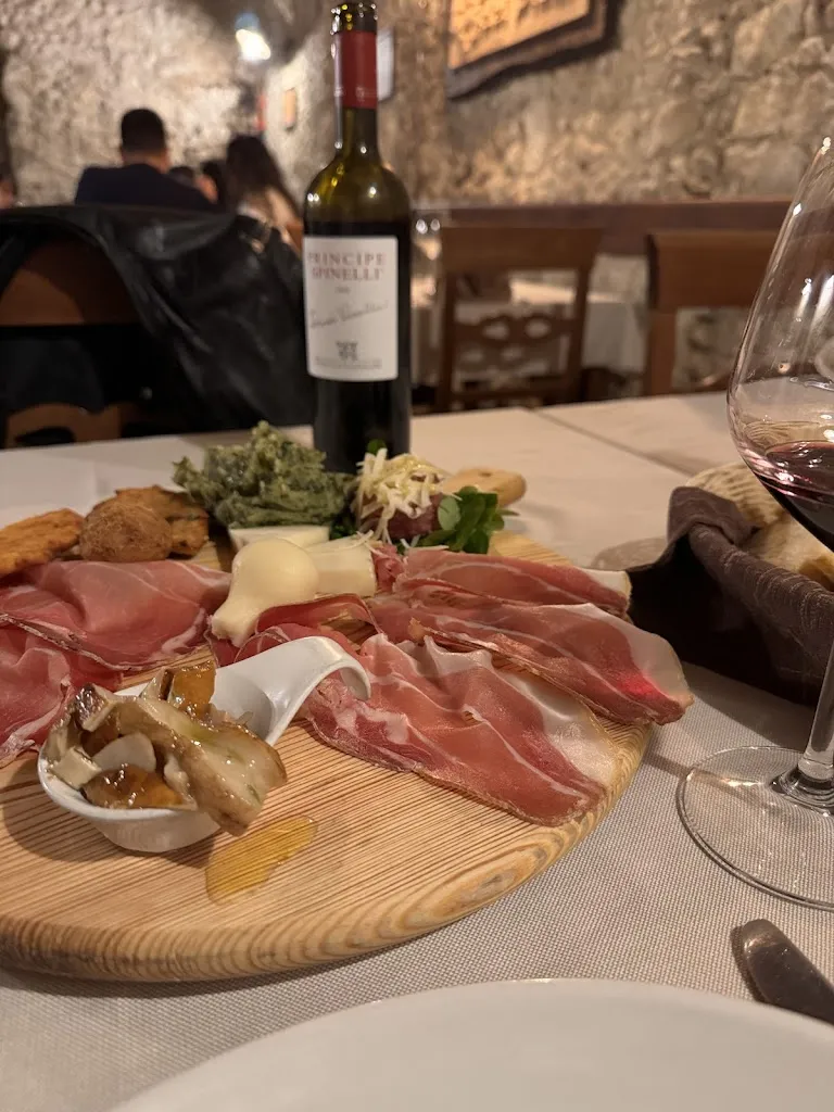 Il Ritrovo dei Picari_Grotteria_slider_image_3