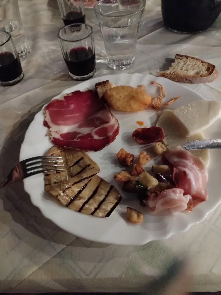 Anastasia Iannuzzi_Lisa Rusa_Guardavalle_review