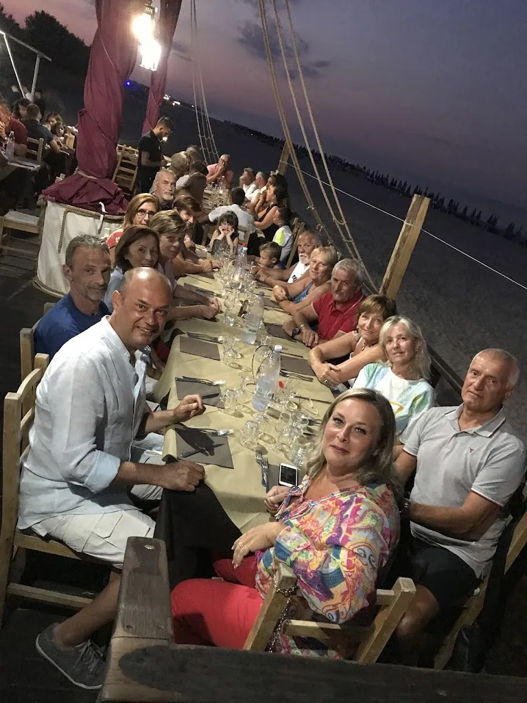 Angelo Gentile_Il Veliero_Guardavalle_review