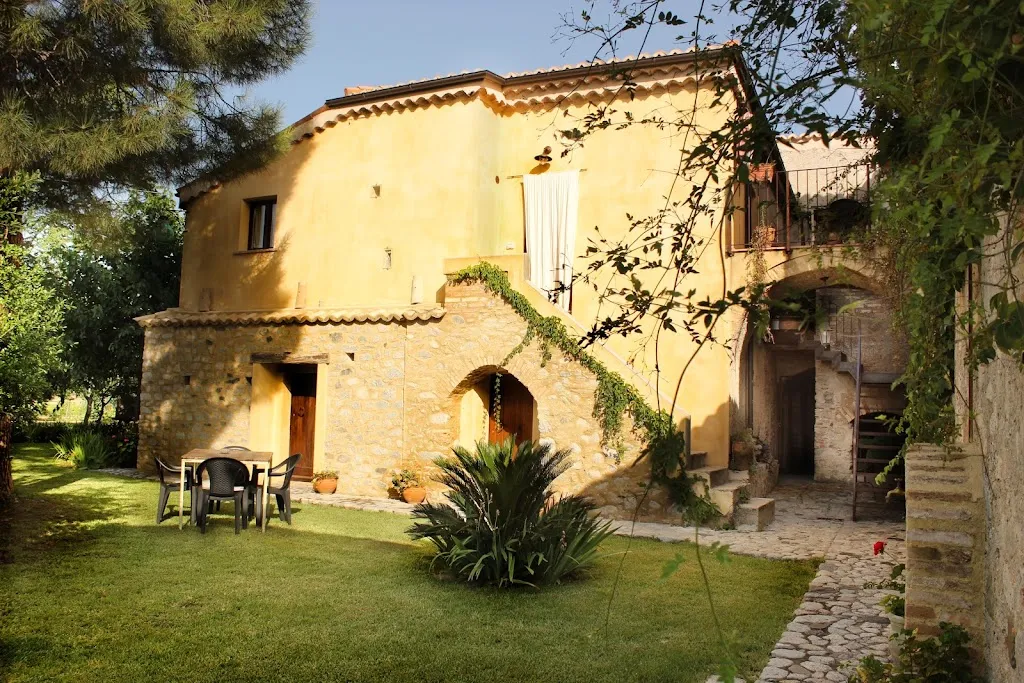 Farmhouse Villa Vittoria_Guardavalle_slider_image_1