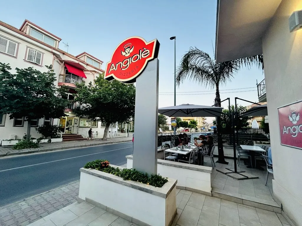 Angiolè Pizzeria di Lombardo Angelo restaurant in Guardavalle