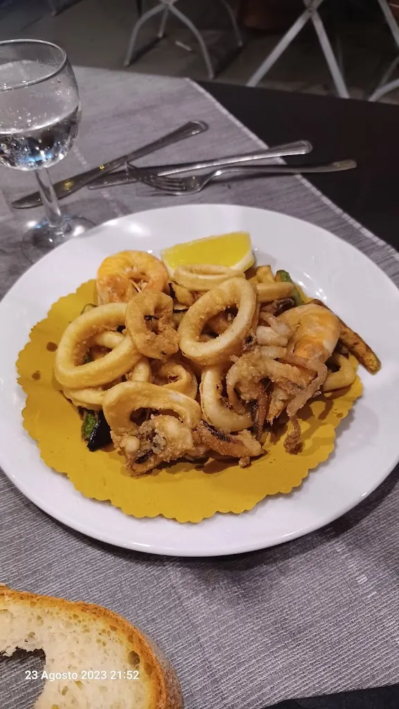 davide beghin_UniQue bar.club.food_Guardavalle_review