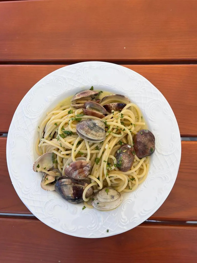 UniQue bar.club.food_Guardavalle_slider_image_2