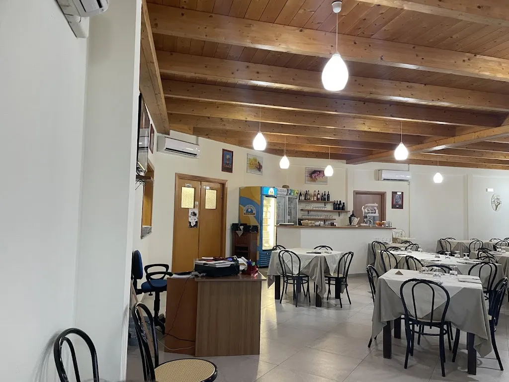 SetteBello restaurant in Isca Marina