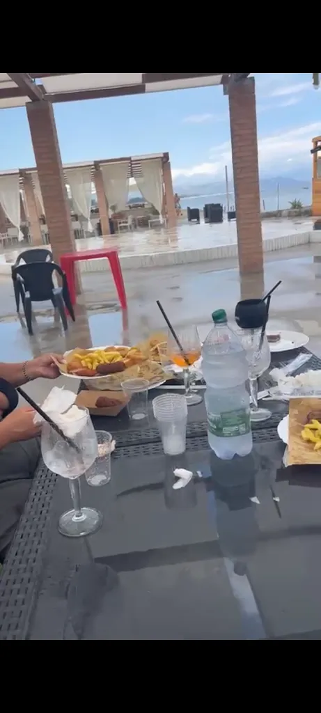 Nadia Veraldi_Lido Perla Nera_Isca Marina_review