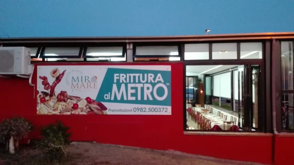 Ristorante di Pesce "Miramare Frittura al Metro" restaurant in Guardia Piemontese