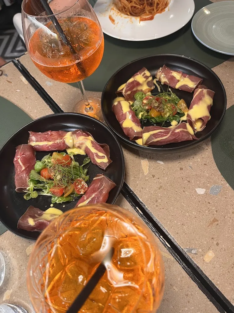 Maria Alejandra Peralta_Enea Club Ristorante – Cucina Romana e italiana_Laganadi_review