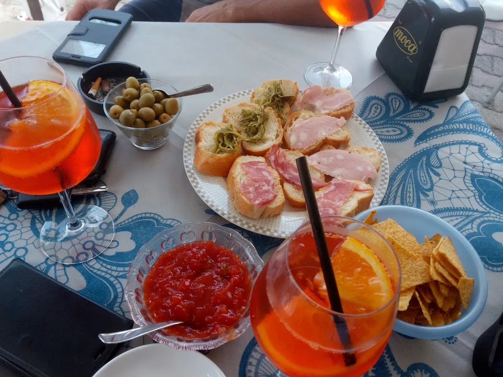 Bar-Trattoria Il Ritrovo_Joppolo_slider_image_3