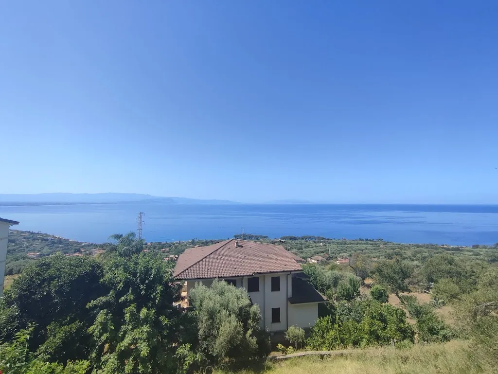 On The Road Bar Gelateria Tabacchi Pizzeria_Joppolo_slider_image_3