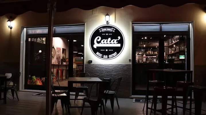 Catà Music Bar Bistrot & Pizza restaurant in Laino Borgo