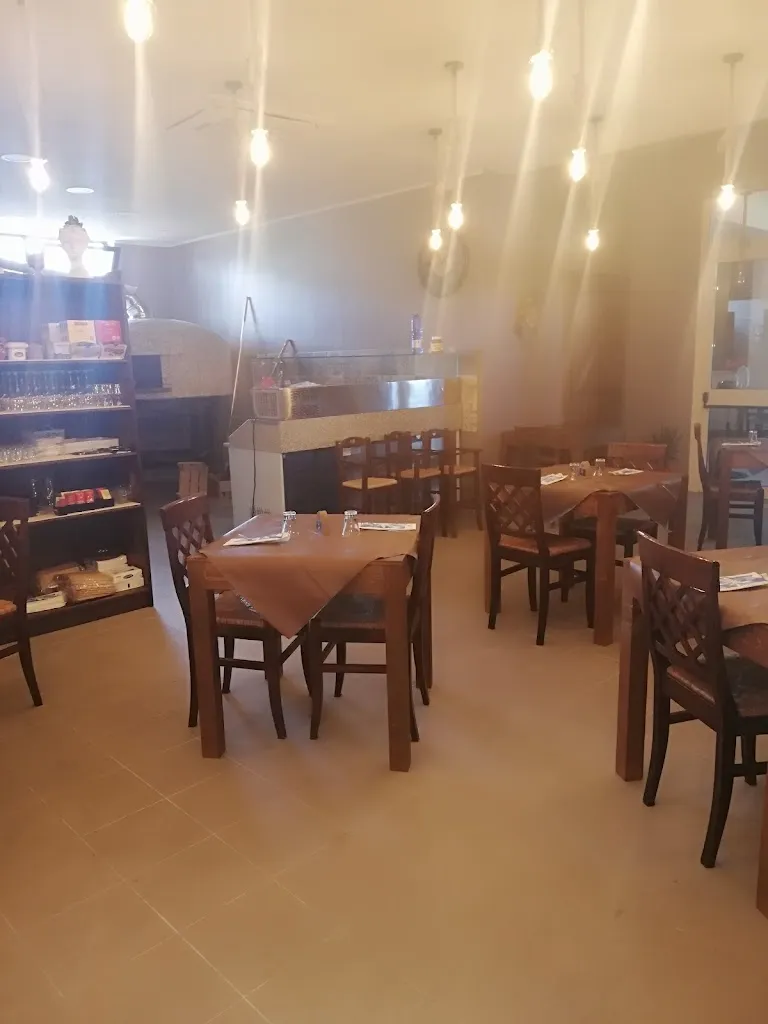 Barracca's Trattoria Pizzeria restaurant in Gioia Tauro