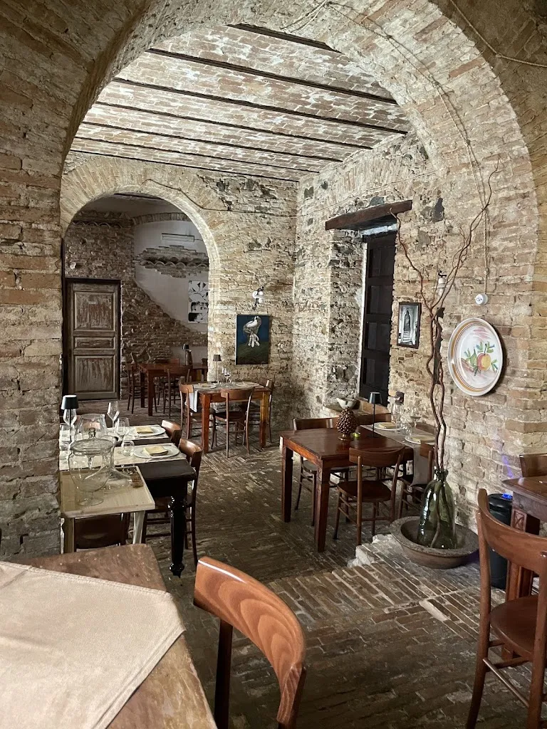 Trattoria Enoteca di Vico Scuro_Gioia Tauro_slider_image_1