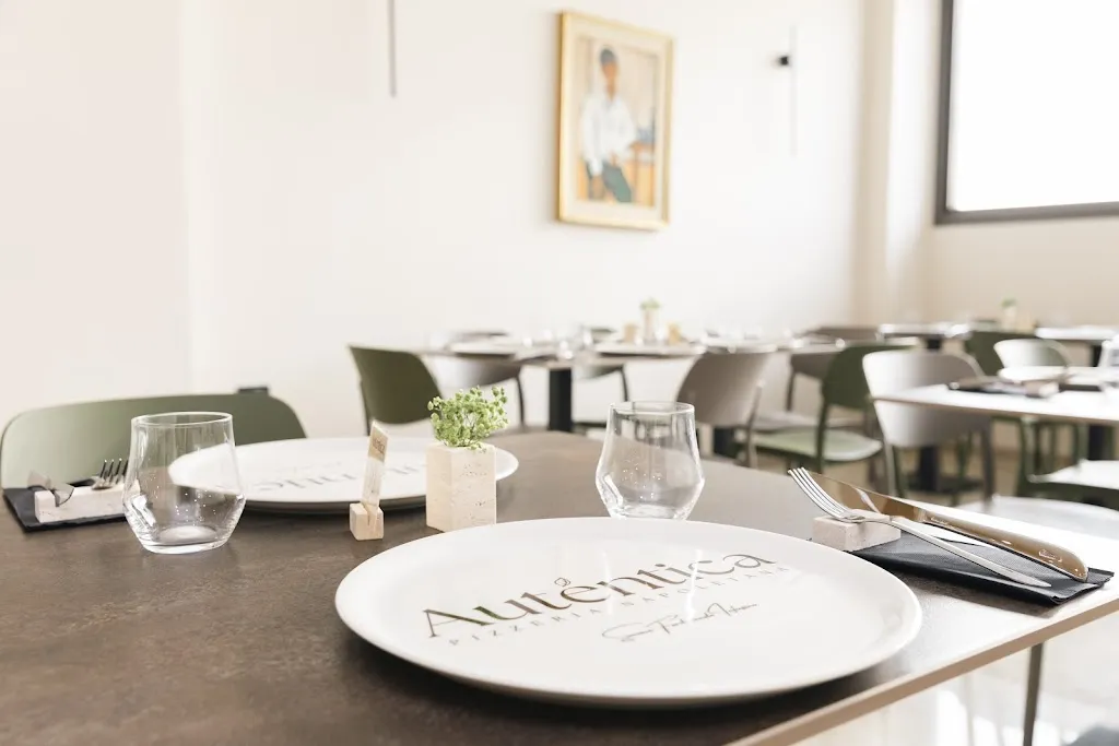 Autentica Pizzeria Napoletana_Gioia Tauro_slider_image_1