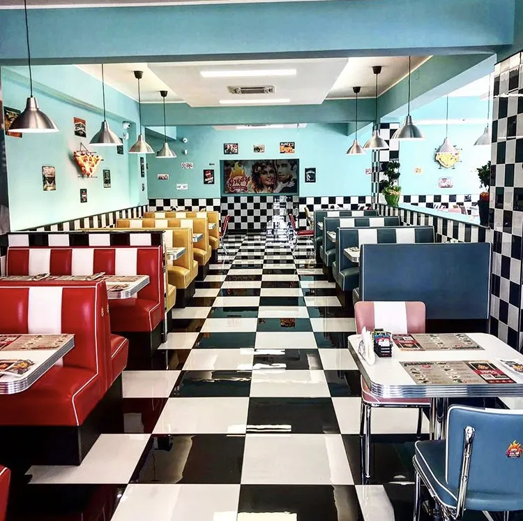 Rodeo Drive Diner_Gioia Tauro_slider_image_1