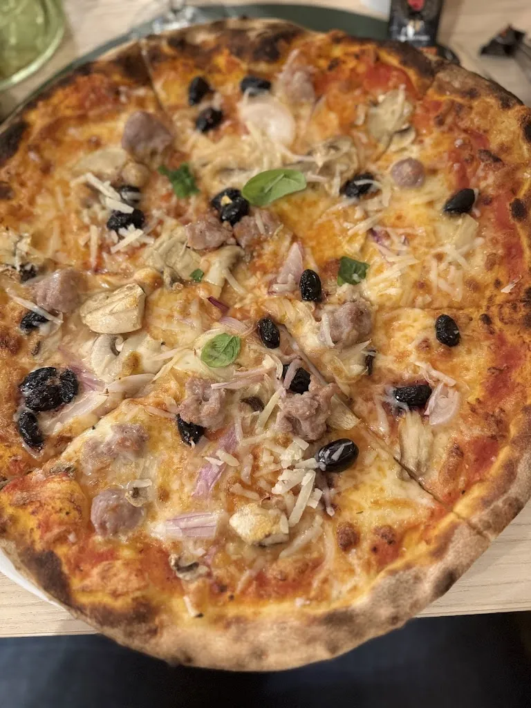 Ristorante Pizzeria Piazza Tre Canali_Gioia Tauro_slider_image_3