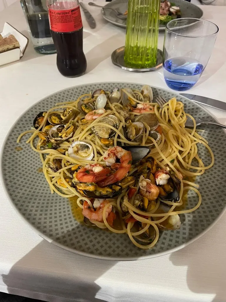 Rodrigue Attiogbe_Ristorante Il Veliero_Gioia Tauro_review