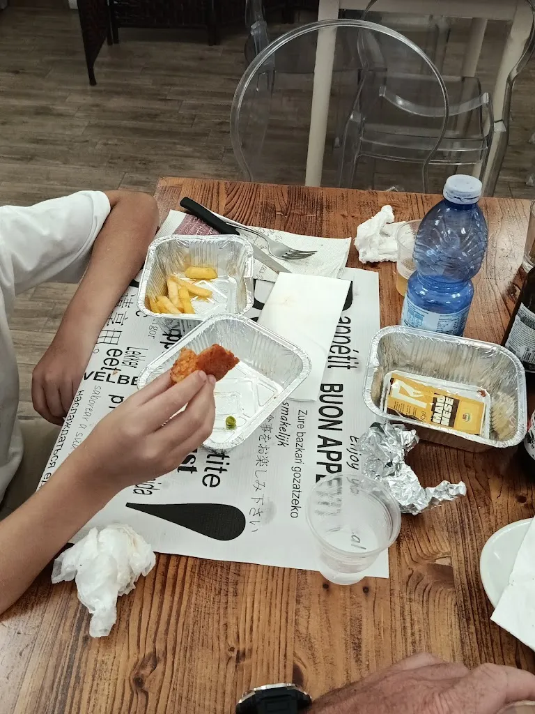 mihaicosovanu mihaicosovanu_La Brace_Gioia Tauro_review