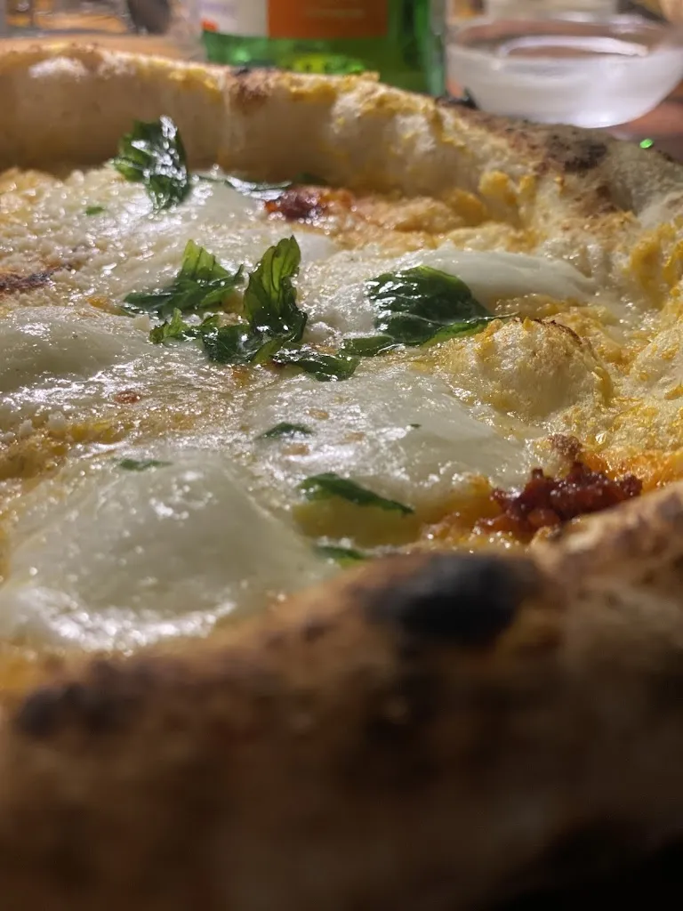 Chiara Bagnato_Pizzeria Da Capizza_Gioia Tauro_review